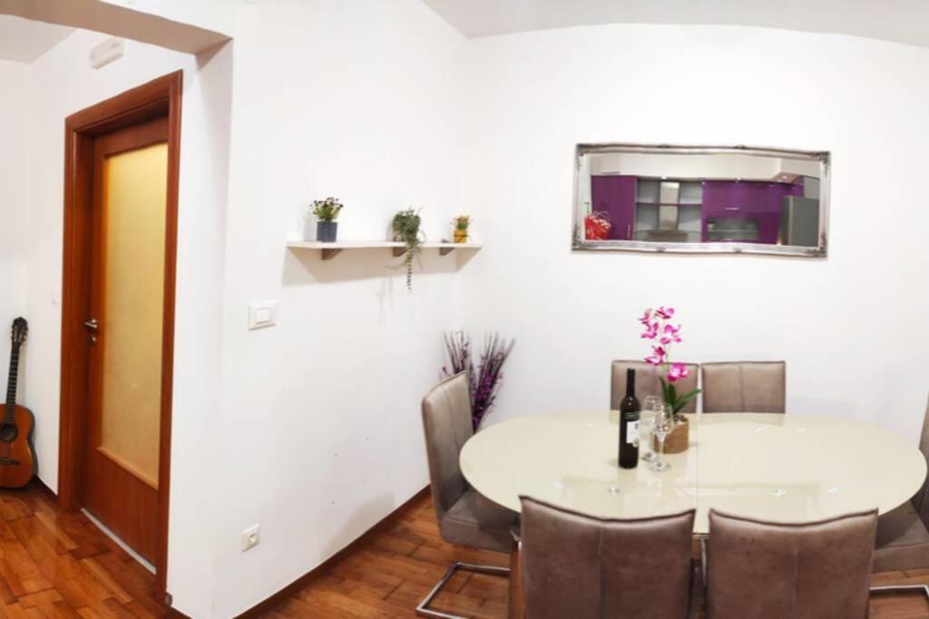 ספליט Spacious Apartment Near City Center And The Beach מראה חיצוני תמונה